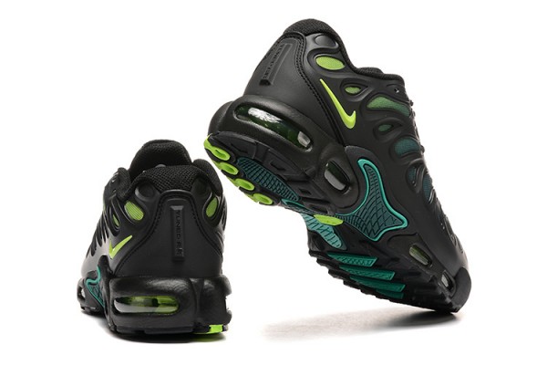 Nike Air Max Plus Drift (M) Black Green FD4290-006 Sneakers