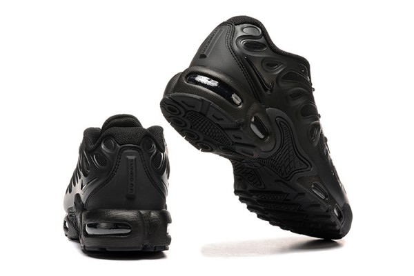 Nike Air Max Plus Drift (M) Black Sneakers