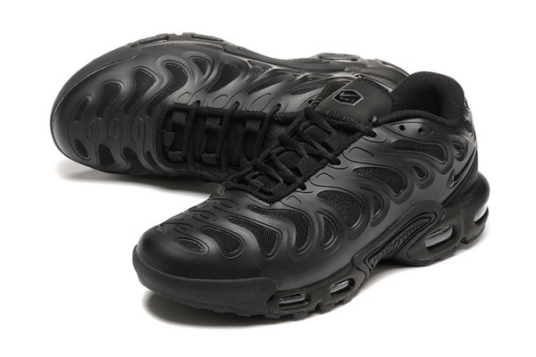 Nike Air Max Plus Drift (M) Black Sneakers